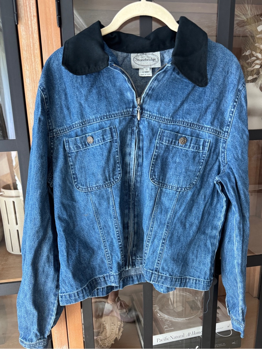 Vintage y2k denim barn jacket contrast collar zip up medium wash pockets crop